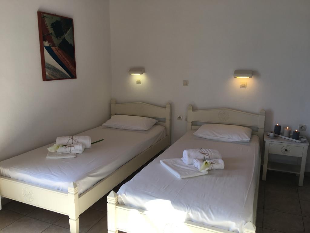 Megas Rooms Тоурлос Экстерьер фото