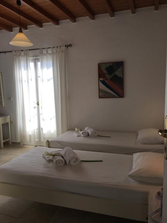 Megas Rooms Тоурлос Экстерьер фото
