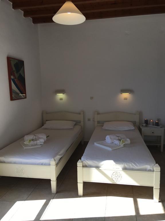 Megas Rooms Тоурлос Экстерьер фото