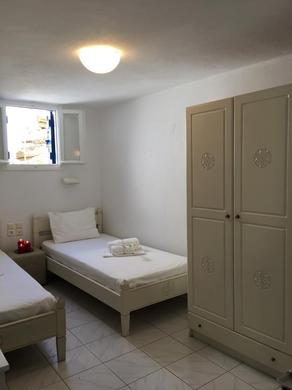 Megas Rooms Тоурлос Экстерьер фото